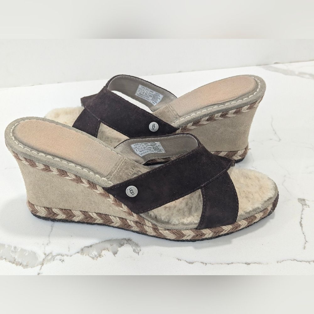 UGG Australia MARGOT Wedge brown  Leather Sheepskin slip on comfort sz 9